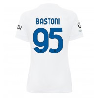 Camisa de Futebol Inter Milan Alessandro Bastoni #95 Equipamento Secundário Mulheres 2023-24 Manga Curta